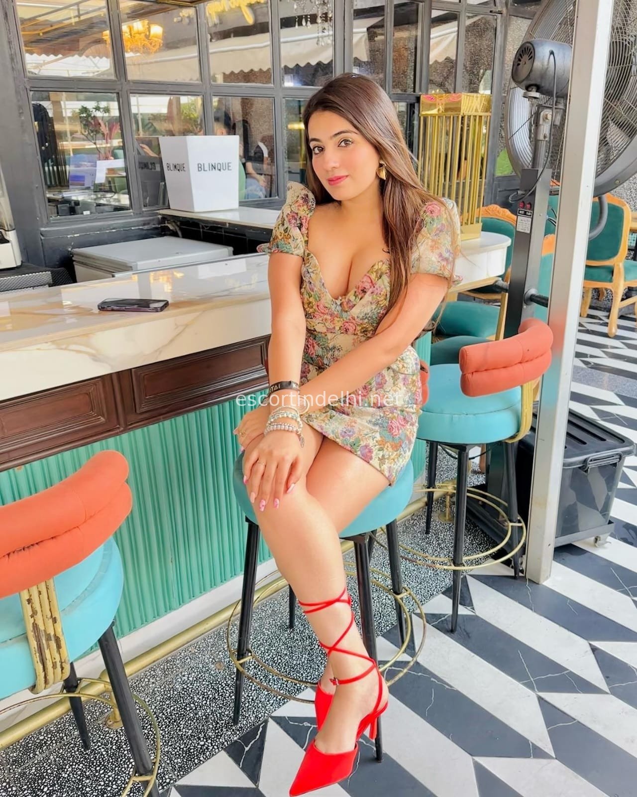 Tight Tits Escorts Hot Chic In Greater Kailash New Delhi, Very Wet Pussy Call Girls Come Guys Give It To You All.