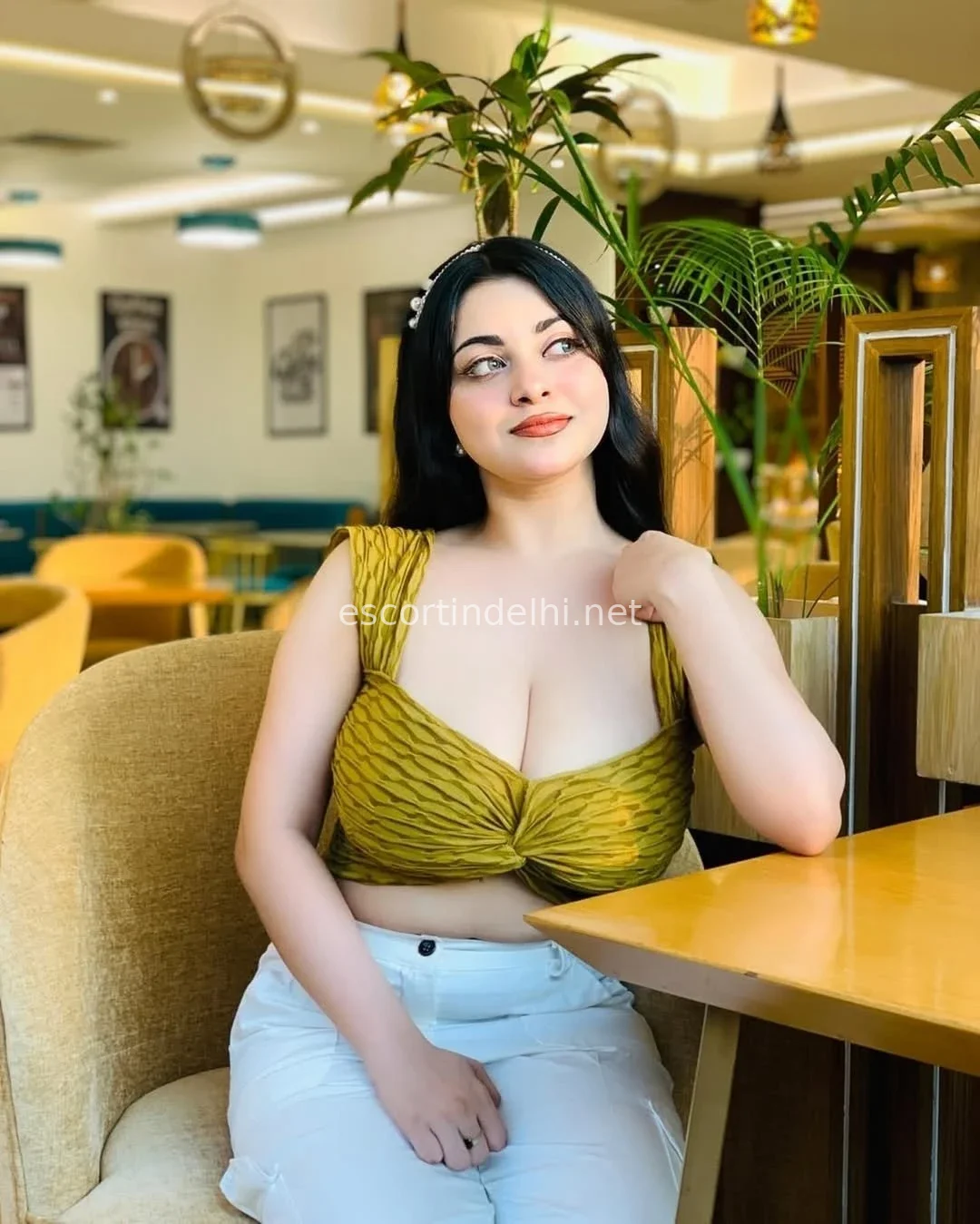 Independent Escorts Bhera Enclave Call Girls Russians Housewife College Girls Outcall Available